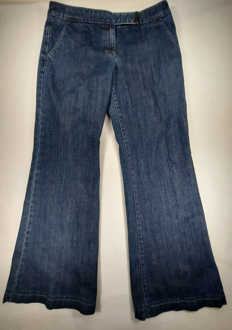 Tahari Women's Dark Wash Wide Leg Denim Trouser Jeans Boho Flare Size 34 Waist